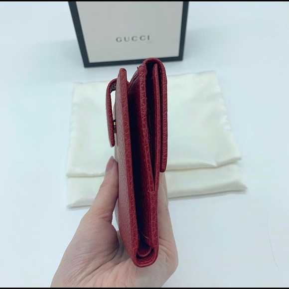 Authentic Gucci Leather Flap Wallet - Picture 4 of 6